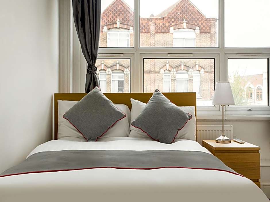 The Broadway Hotel - London Heathrow