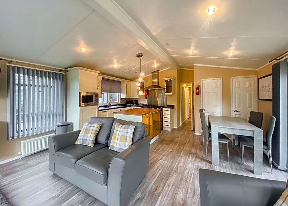 Ogwen Bank Caravan And Lodge Park