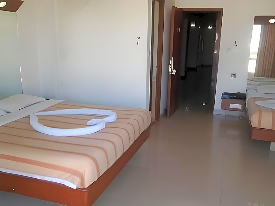 Lotus Bay View Hotel