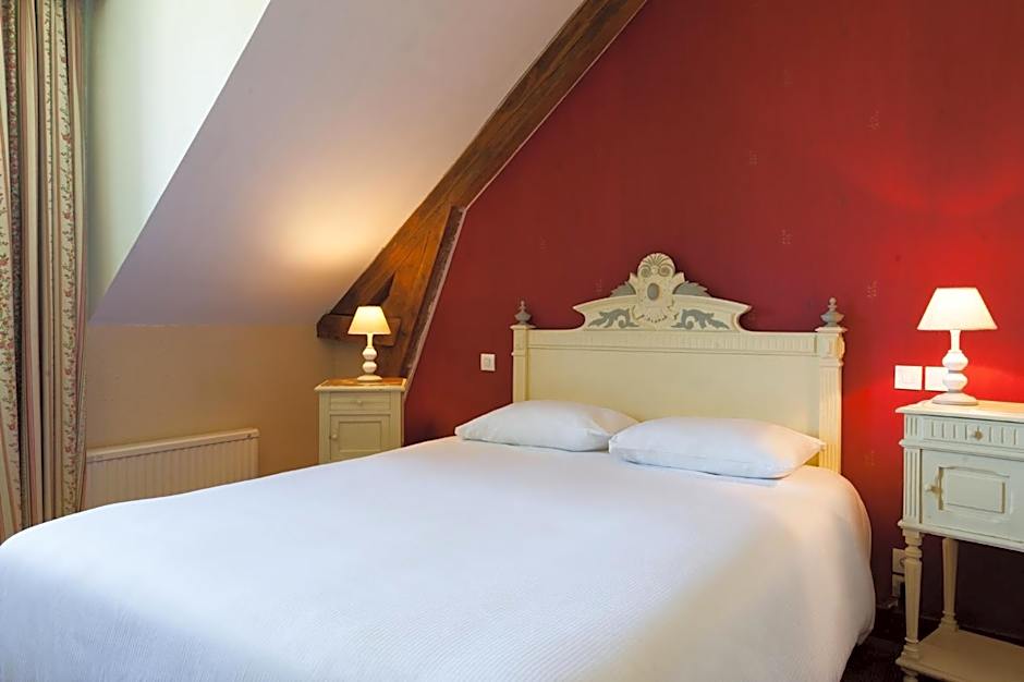 The Originals City, Hotel La Cour Carree, Le Treport Sud (Inter-Hotel)