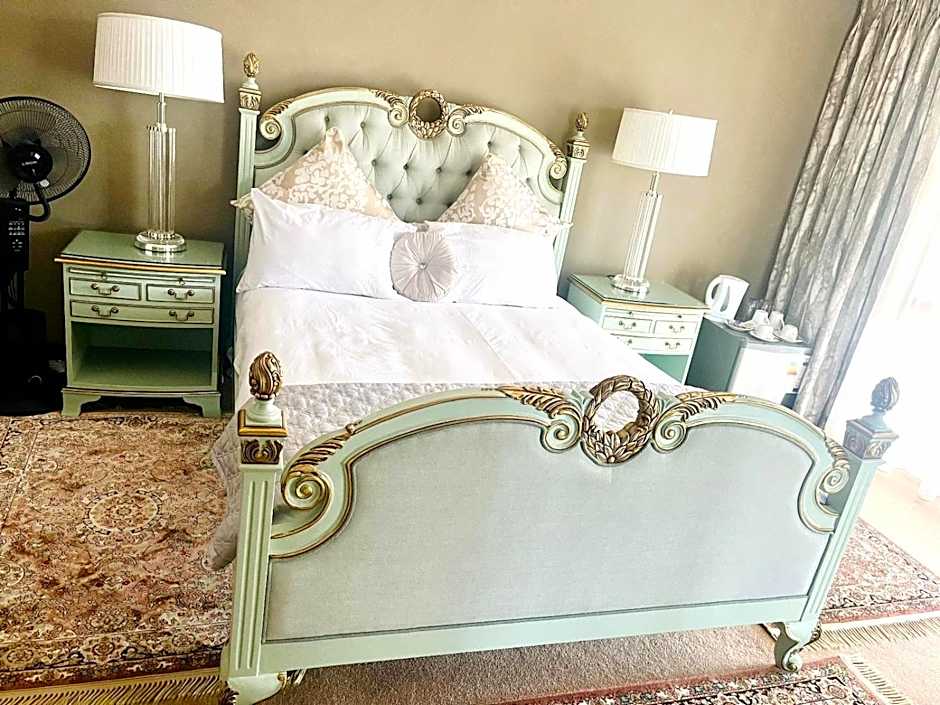 Bophirima Boutique Hotel