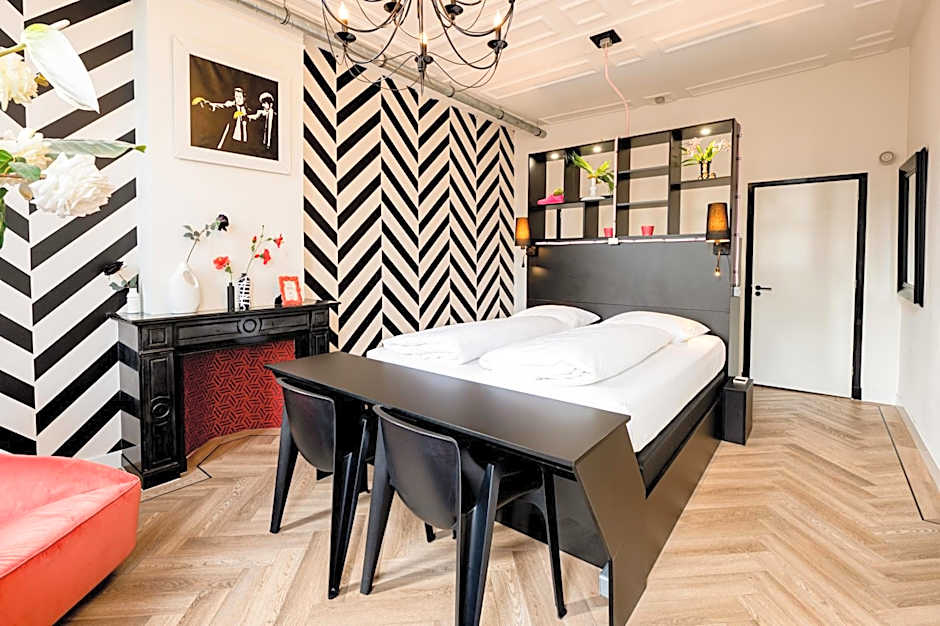 Will & Tate City Stay