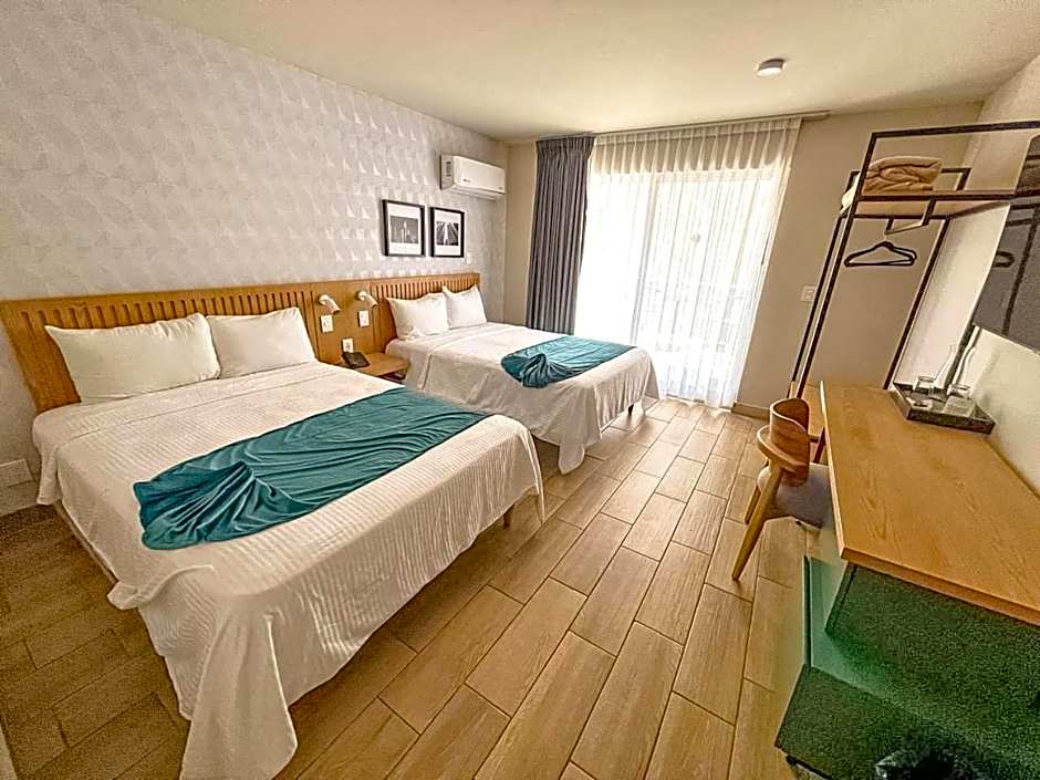 Oliva Plaza Hotel
