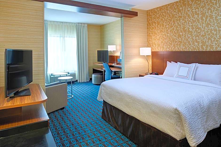 Fairfield Inn & Suites by Marriott Detroit Troy