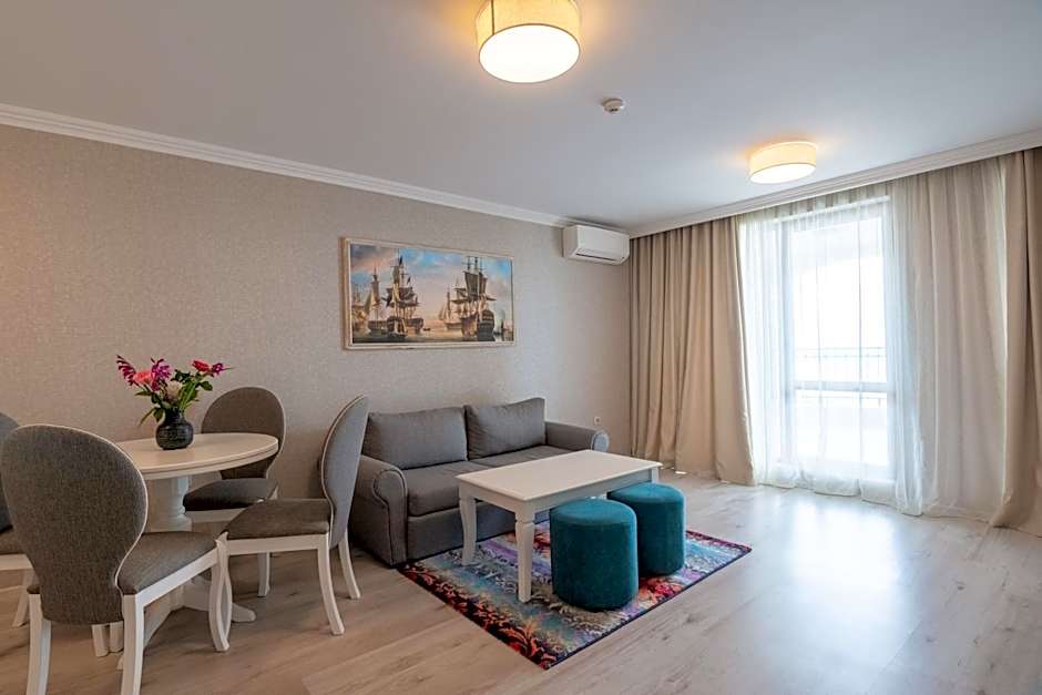 Maria Palace Complex