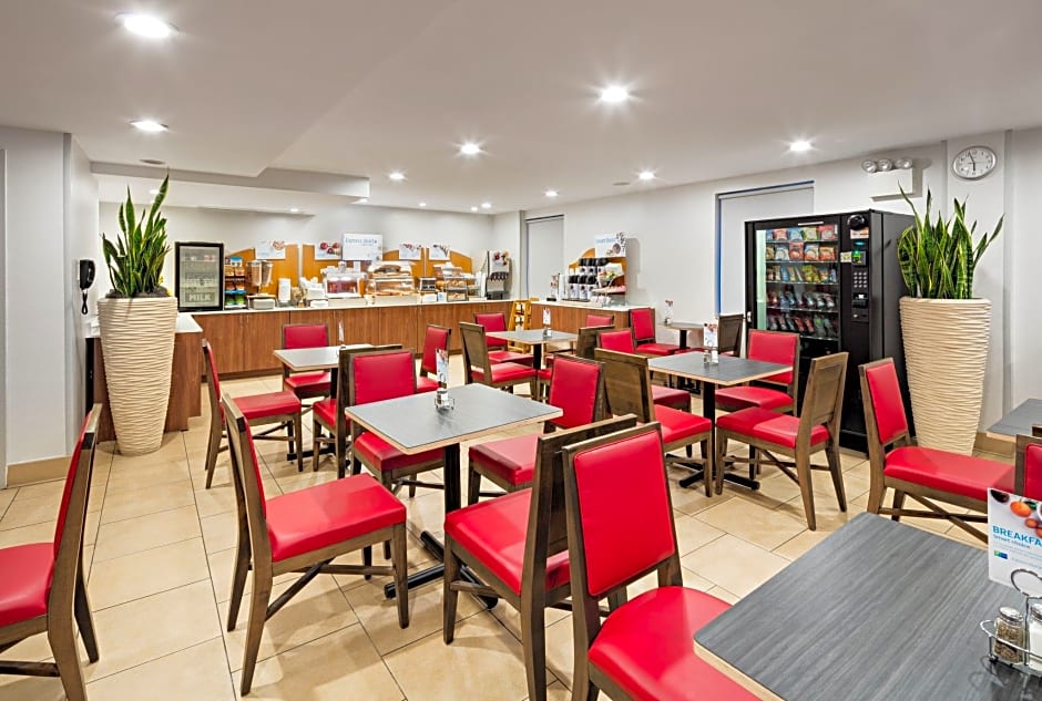 Holiday Inn Express New York-Brooklyn – New York, NY