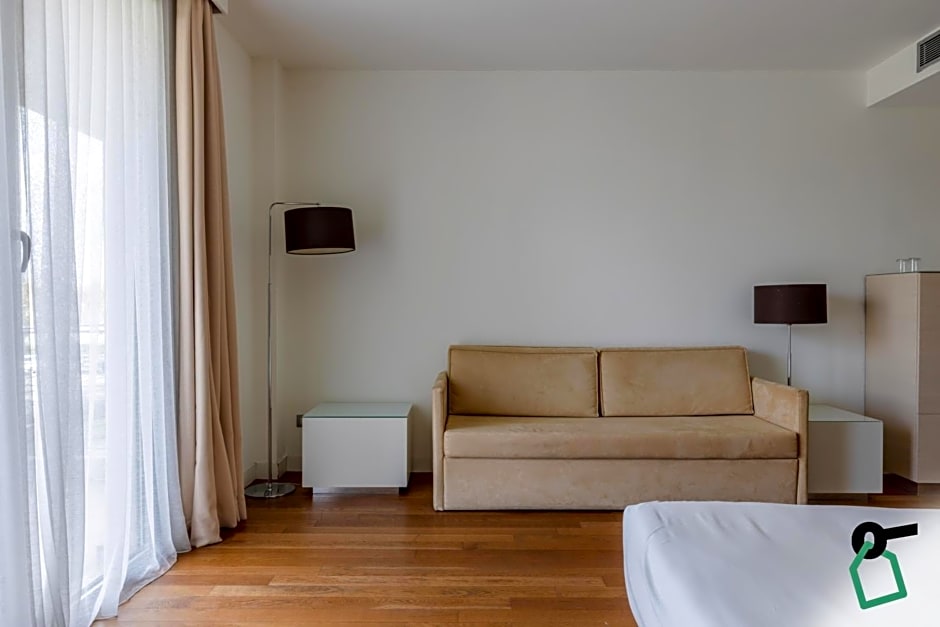 HOTIDAY Room Collection - Pisa