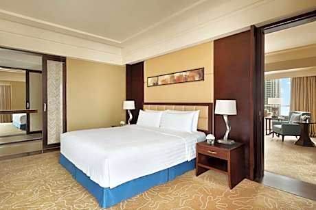 Executive King Suite - Valley Wing