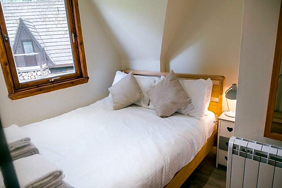 Bright Star Lodge