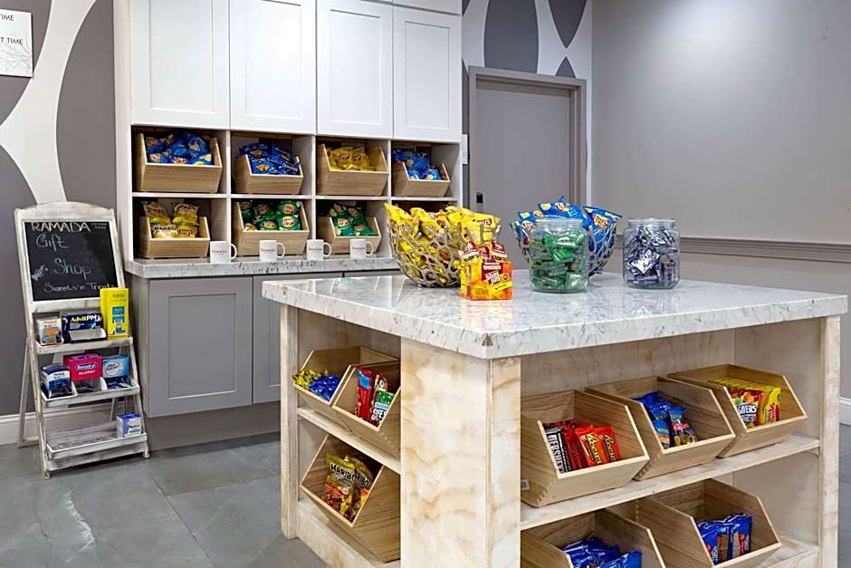 Ramada by Wyndham Windsor Locks