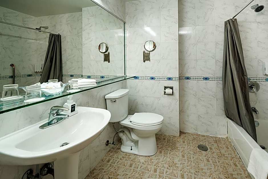Congress Plaza Hotel