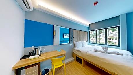 King Room with Garden View