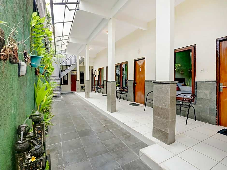 Paradise Inn