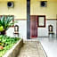 HP Residence Mitra RedDoorz near Alun Alun Kediri