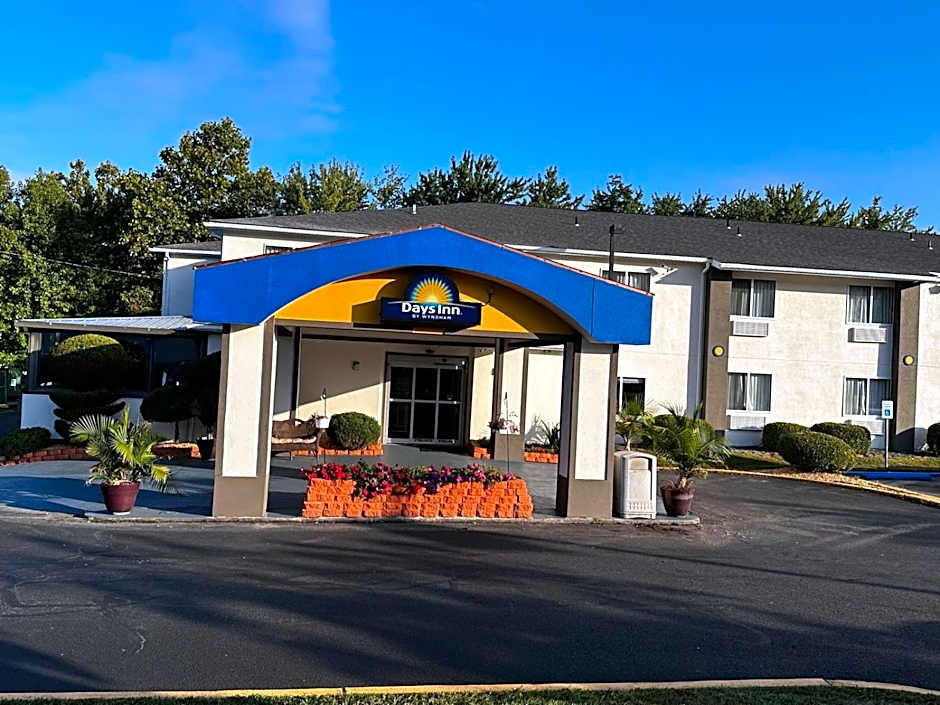 Days Inn by Wyndham Runnemede Philadelphia Area