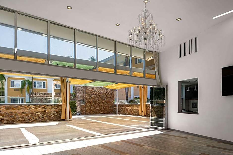 Hotel Marguerite, Trademark Collection by Wyndham