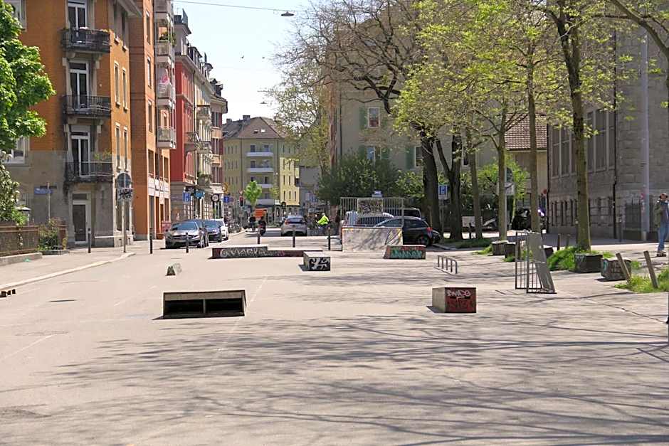 Stay2Night City Center Hostel