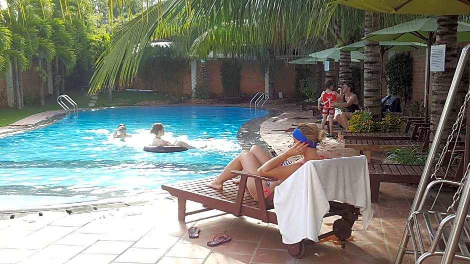 Volga Apartment Hotel