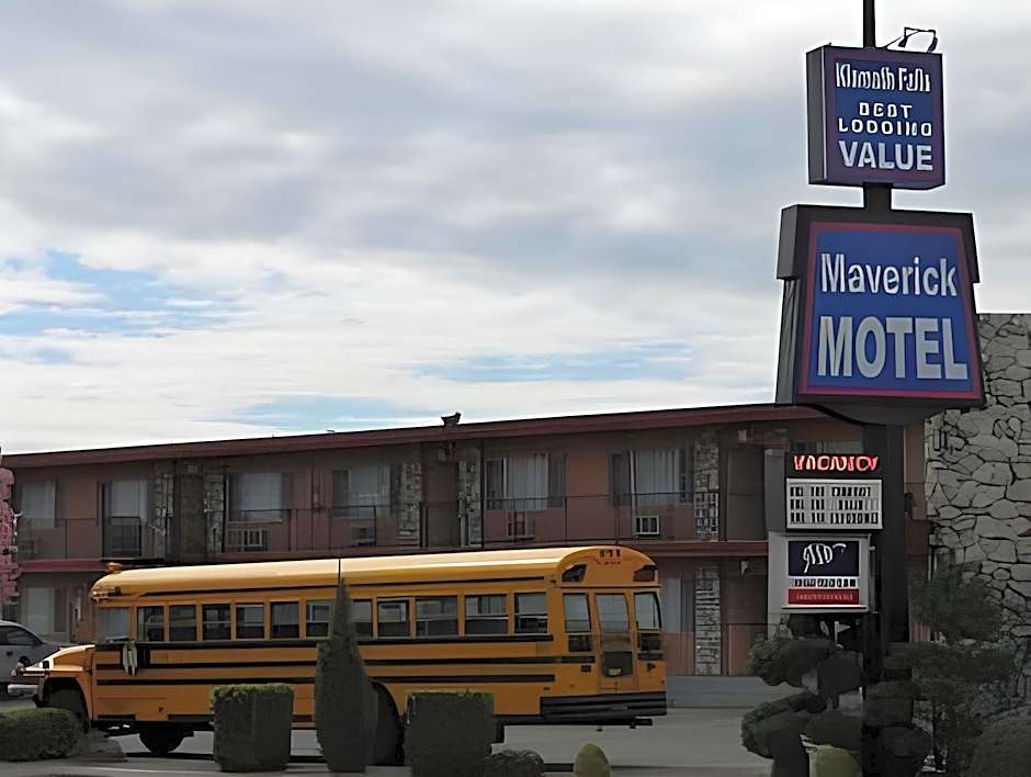Maverick Motel - Modern Renovated Motel