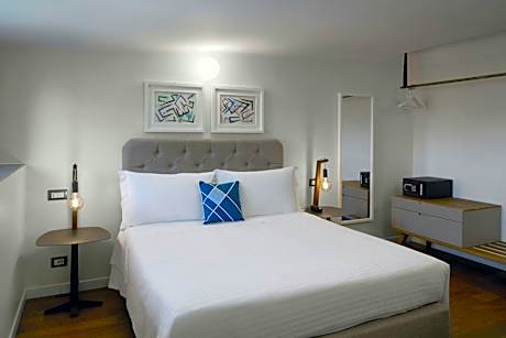 Deluxe Queen, Guest room, 1 Queen