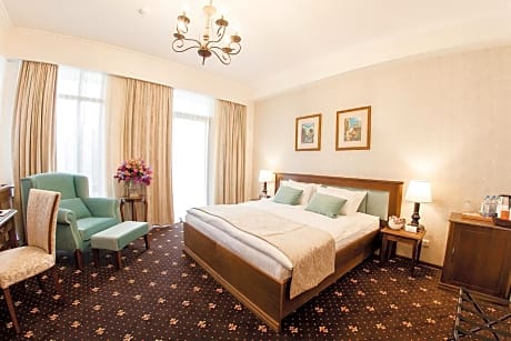 Reikartz Avlabari Tbilisi