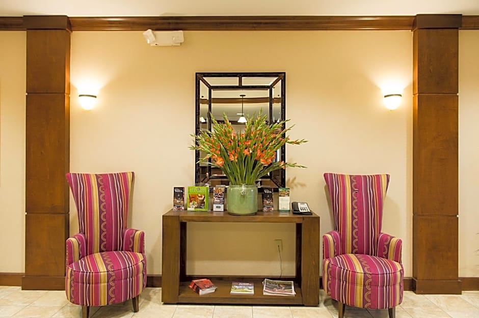 Staybridge Suites Charleston Ashley Phosphate