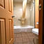 BLUE SKY INN Glens Falls-Saratoga-Lake George