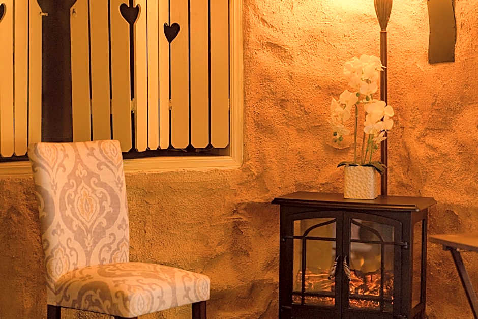 Cabernet House, an Old World Inn