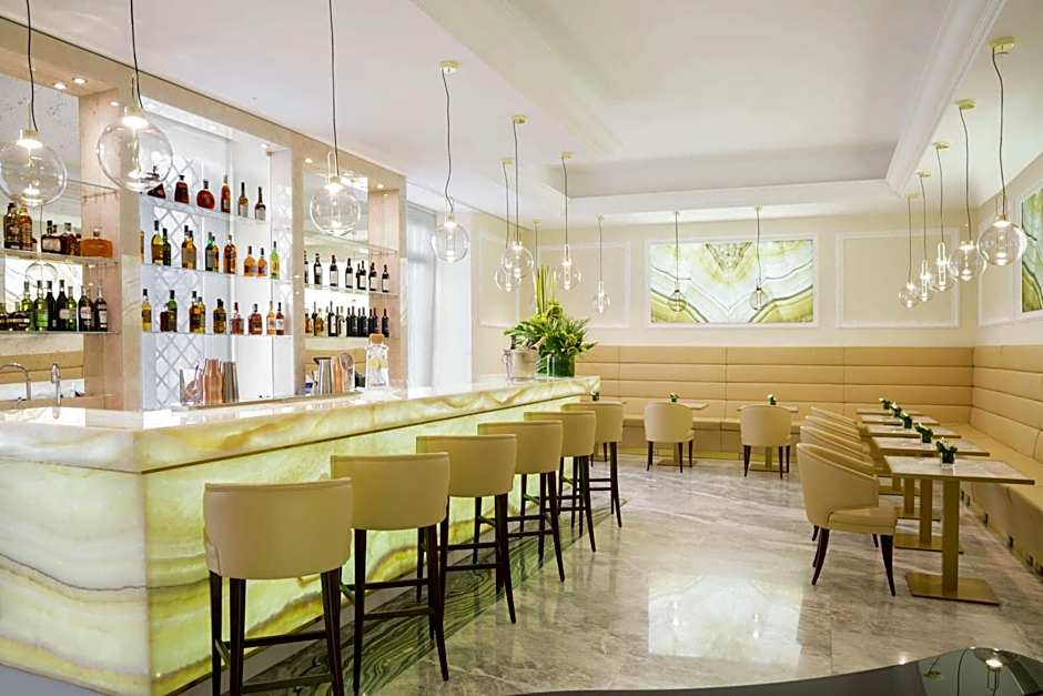 Aleph Rome Hotel, Curio Collection By Hilton