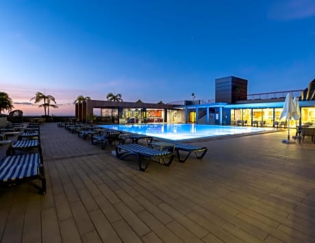  The Views Monumental Lido