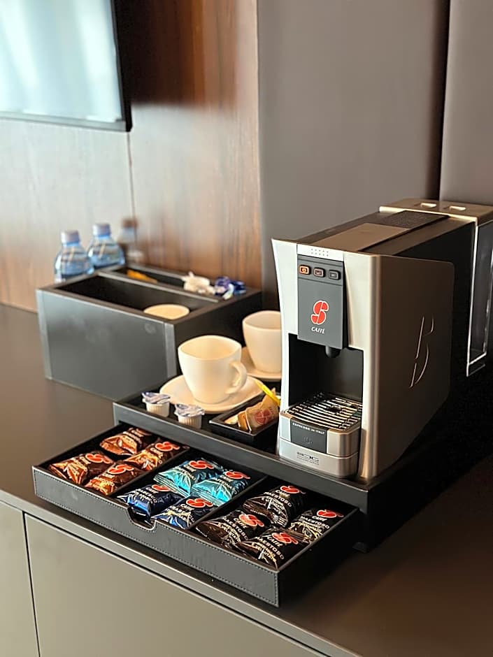 Hotel Macedonia Square