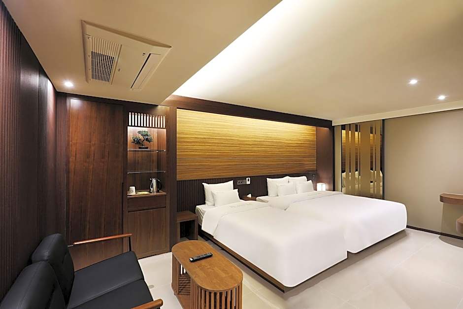 Jeonju Sol Hotel (SOL)