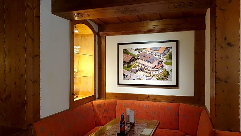 Hotel Edelweiẞ garni - b&b