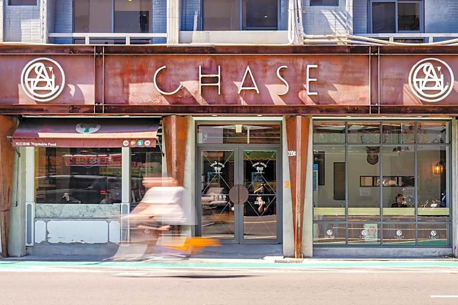 CHASE Hotel