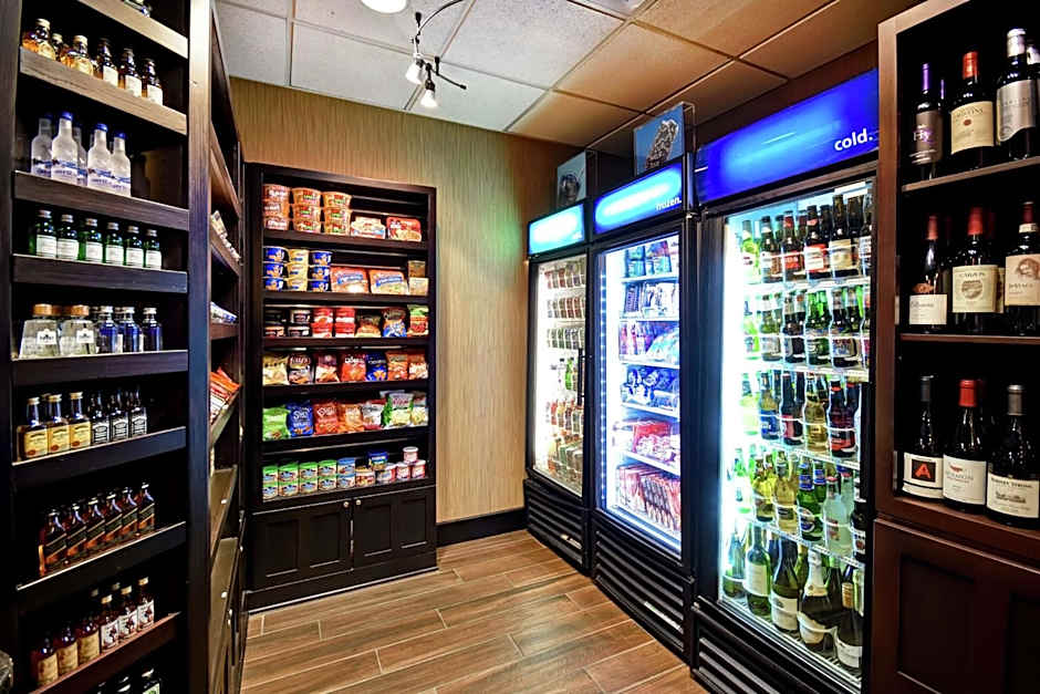 Hampton Inn By Hilton And Suites Detroit/Canton