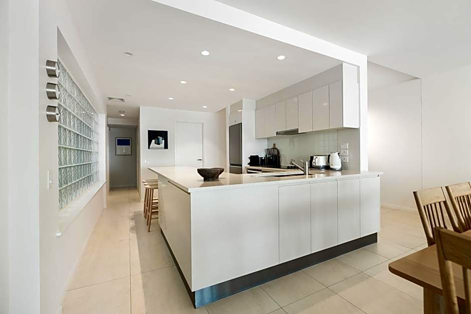 La Mer Apartments