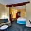 Fairfield Inn & Suites by Marriott Dunn I-95