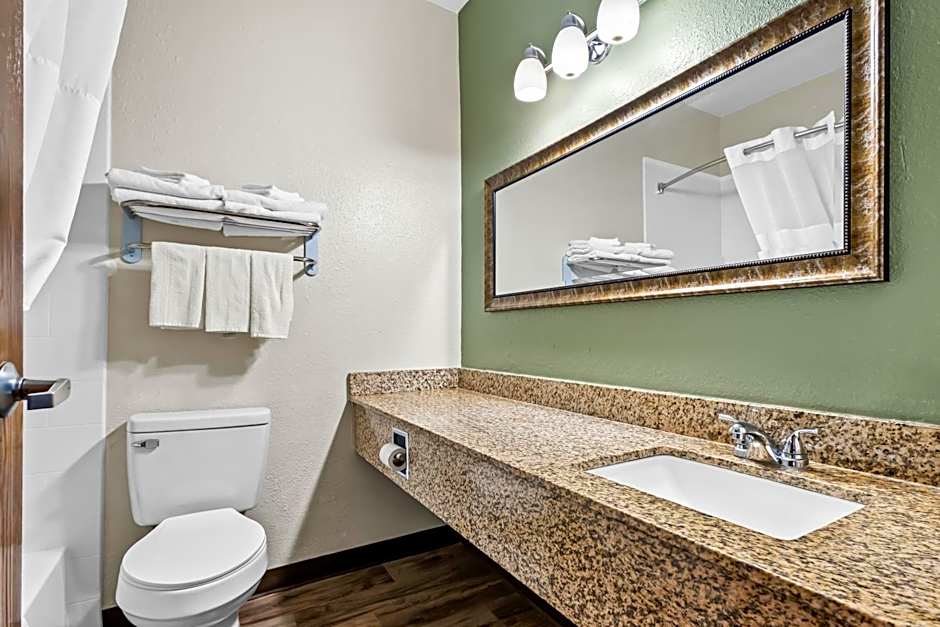 Quality Inn Brookings-University