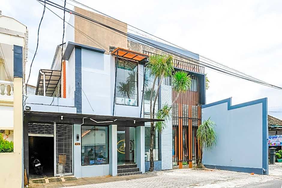 Urbanview Hotel Grand Surya Yogyakarta