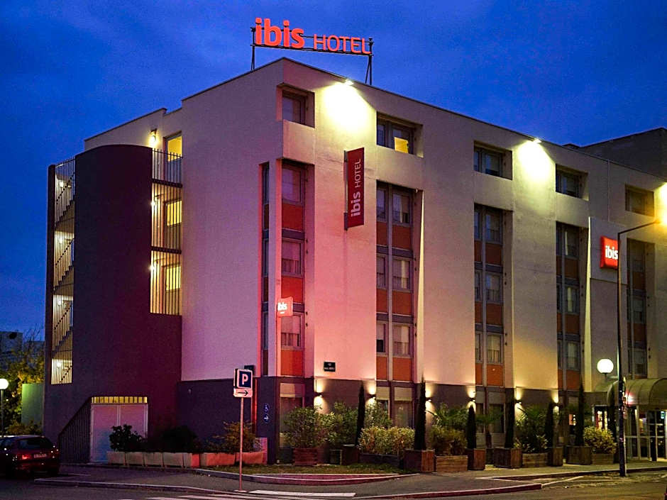 ibis Lyon Gerland Rue Mérieux