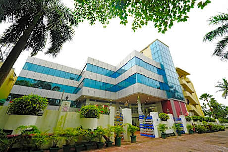 HOTEL GOLDENANCHOR ,PARADEEP