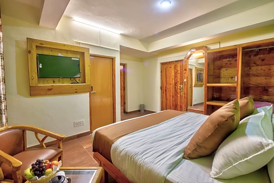 Goroomgo i Bex Manali