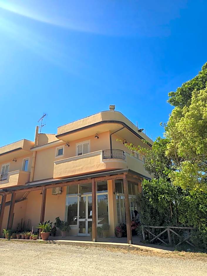 Hotel Ristorante La Decanata