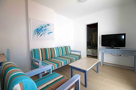 2bedroom standar 3adults+1child