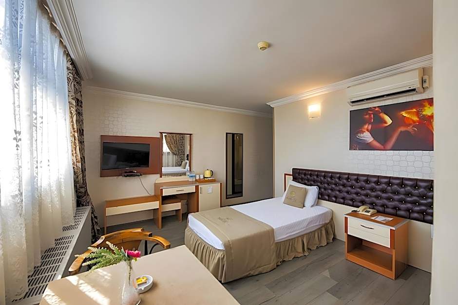 Kozan City Hotel