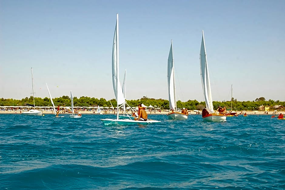 Castroboleto Village