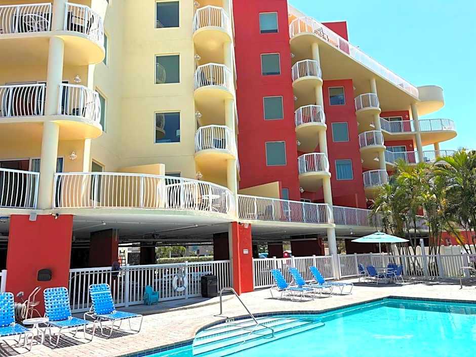 Beachfront Condo Gulf Views Walk to Sand