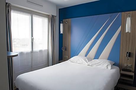 Standard Room with 1 Double Bed