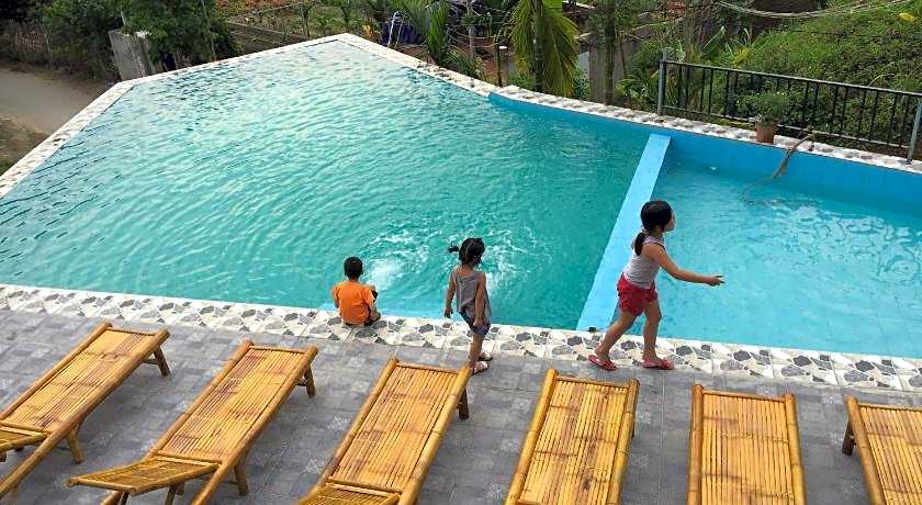 Mai Chau Sunset Boutique Hotel