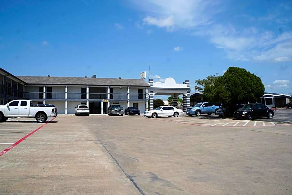 Sherman Inn
